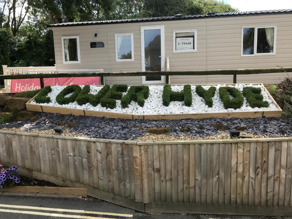 2 Bedroom Caravan Nv16, Lower Hyde, Shanklin, Isle Of Wight Exteriör bild
